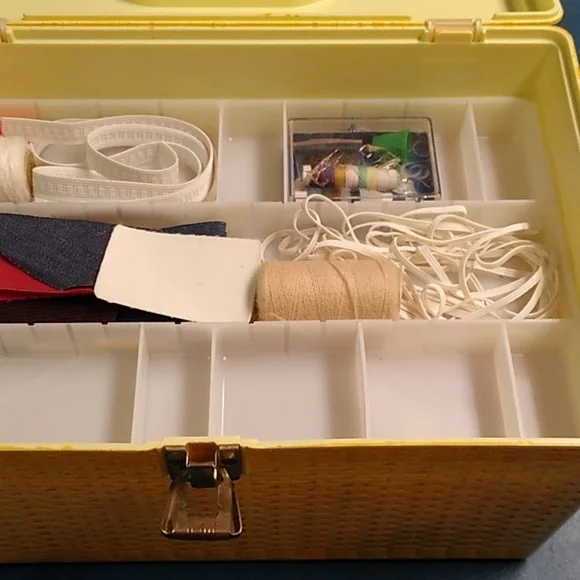 Vintage Yellow Woven Sewing Box Two trays Wil-hold by Wilson Cottagecore